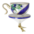Charger l'image dans la visionneuse de la galerie, Winterberry Royale Cup Free Blowing Glass Teacup Ornament 2026-116