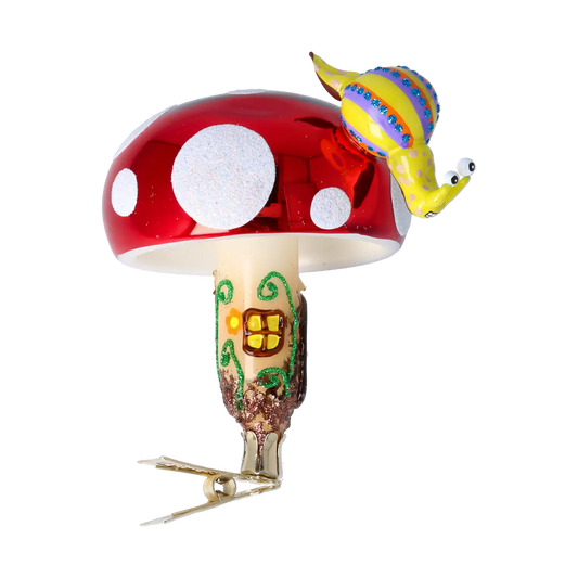 Mushroom house with snail