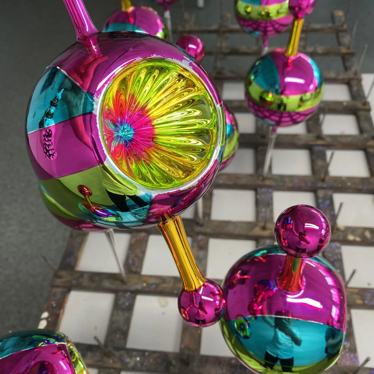 Carnival Reflector Drop on a Scepter