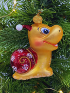 Curious Snail in Honey & Crimson